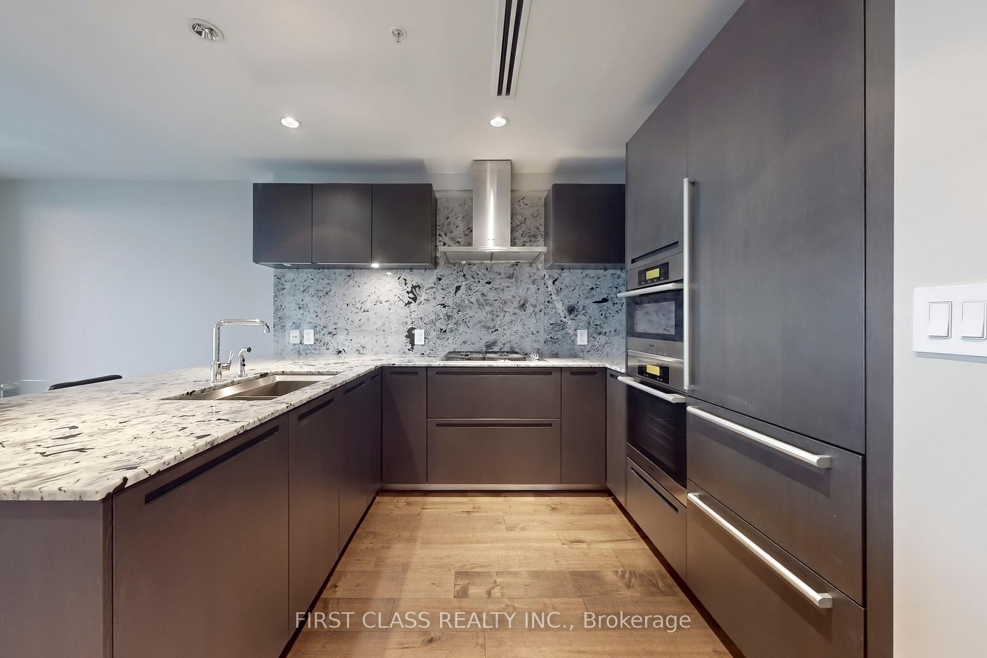1 Bedroom Condo at 180 University, Toronto For sale