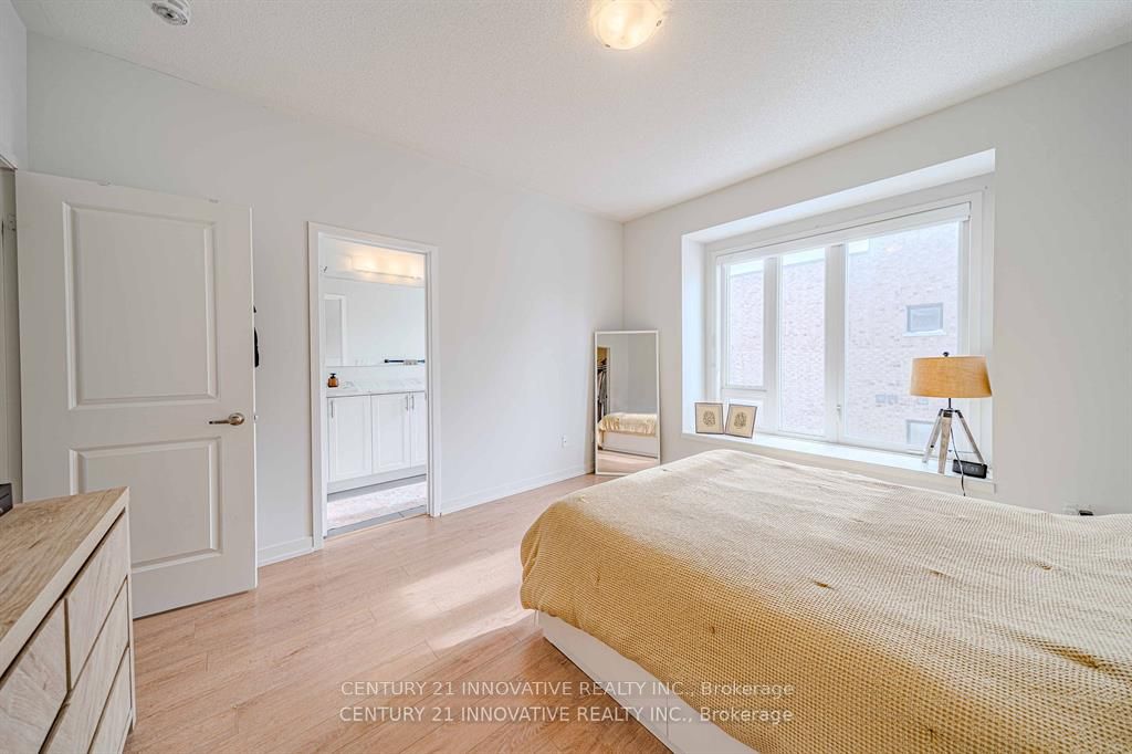144 Salterton Circle