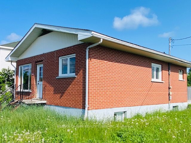 116 Brunetville