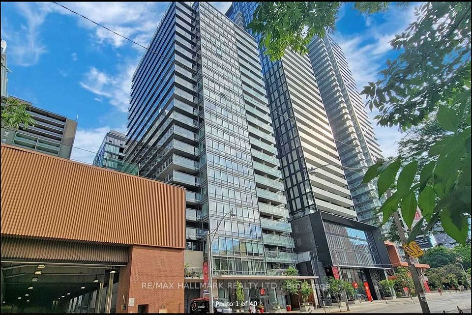 22 Wellesley