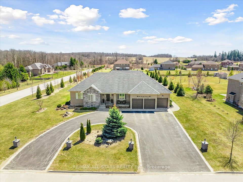 66 Stonesthrow Crescent, Uxbridge, ON L0C 1A0