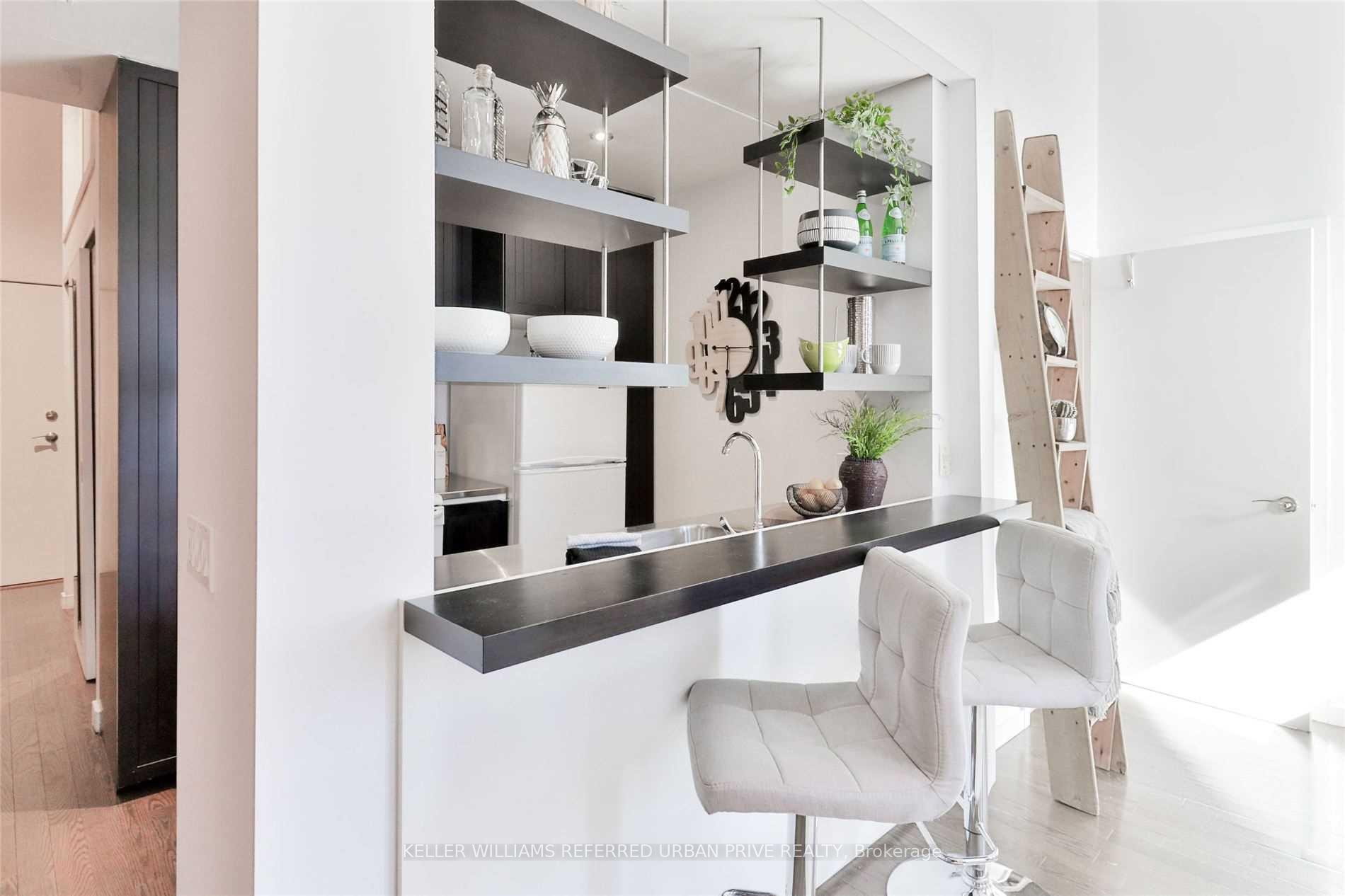 Condo at 915 King, Toronto For sale