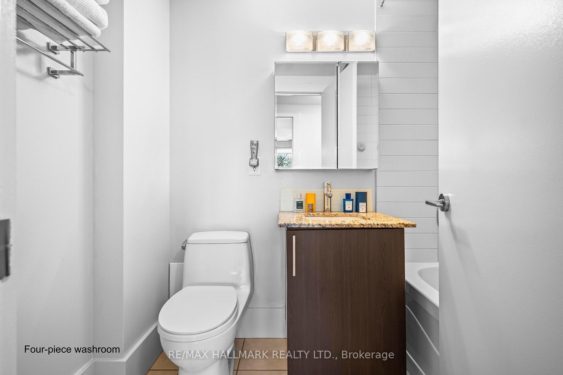 2 Bedrooms Co-op at 2603 Bathurst, Toronto For sale