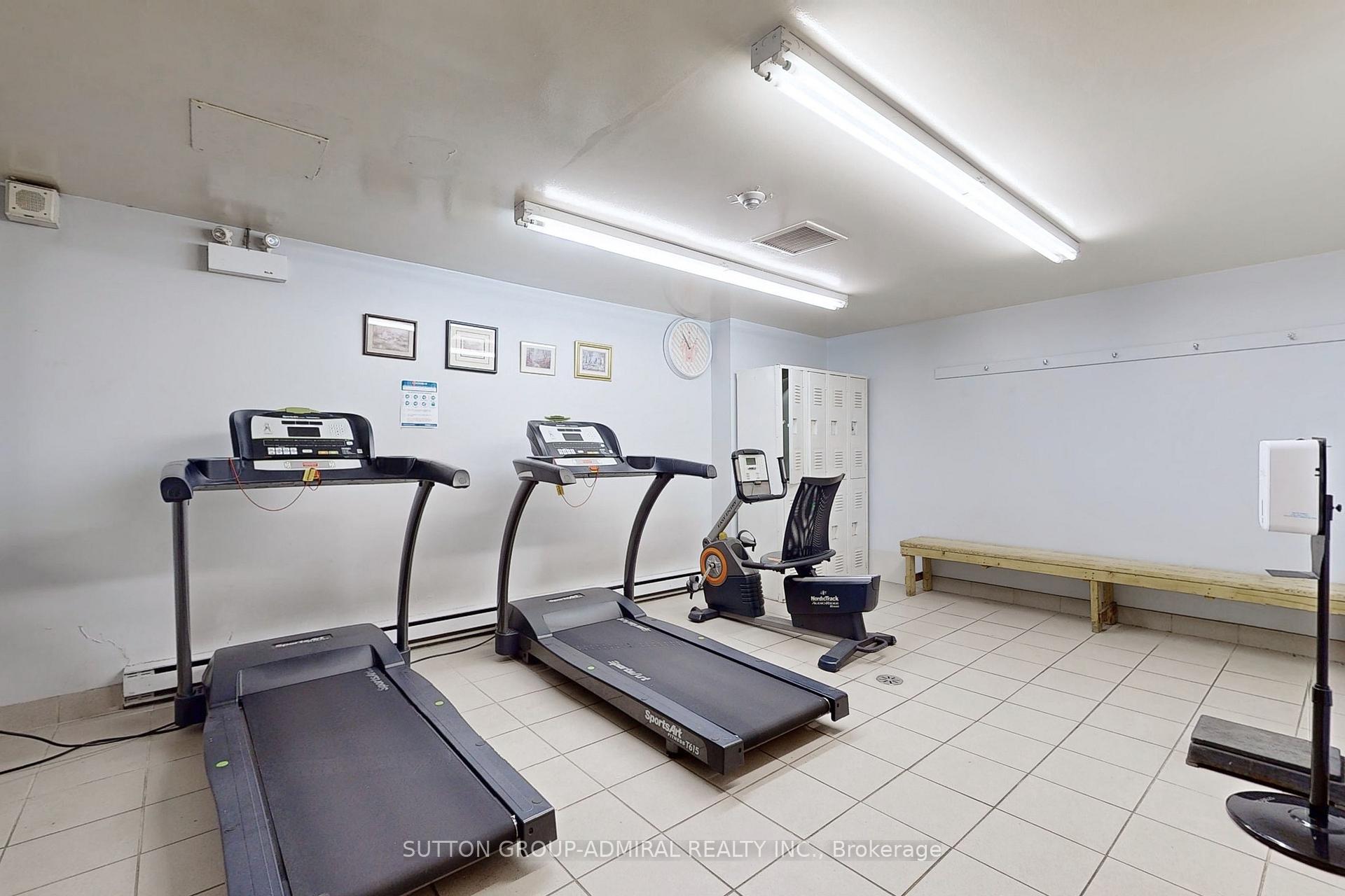 2 Bedrooms Condo at 135 Antibes, Toronto For sale