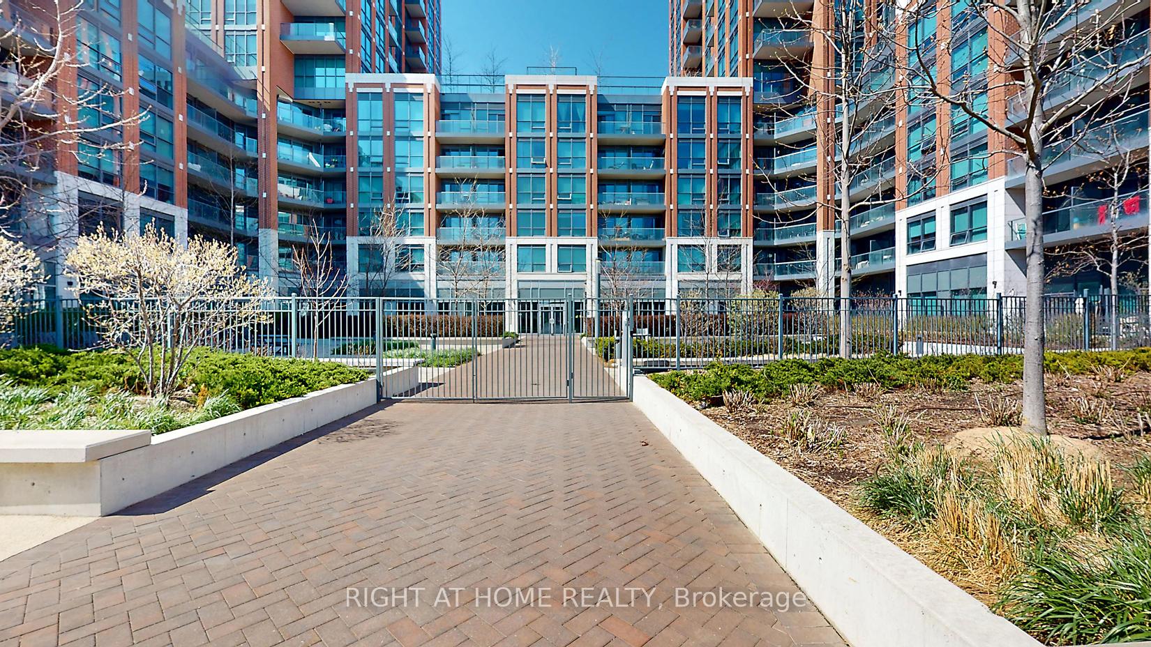 1 Bedroom Condo at 31 Tippett, Toronto For sale