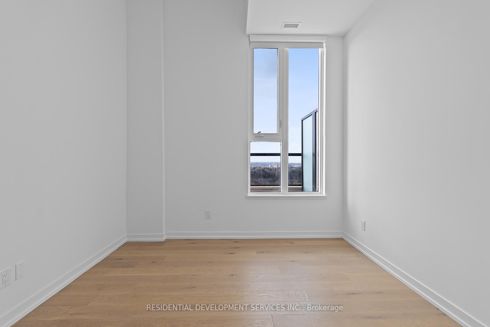 3 Bedrooms Condo at 3100 Keele,  Toronto For sale