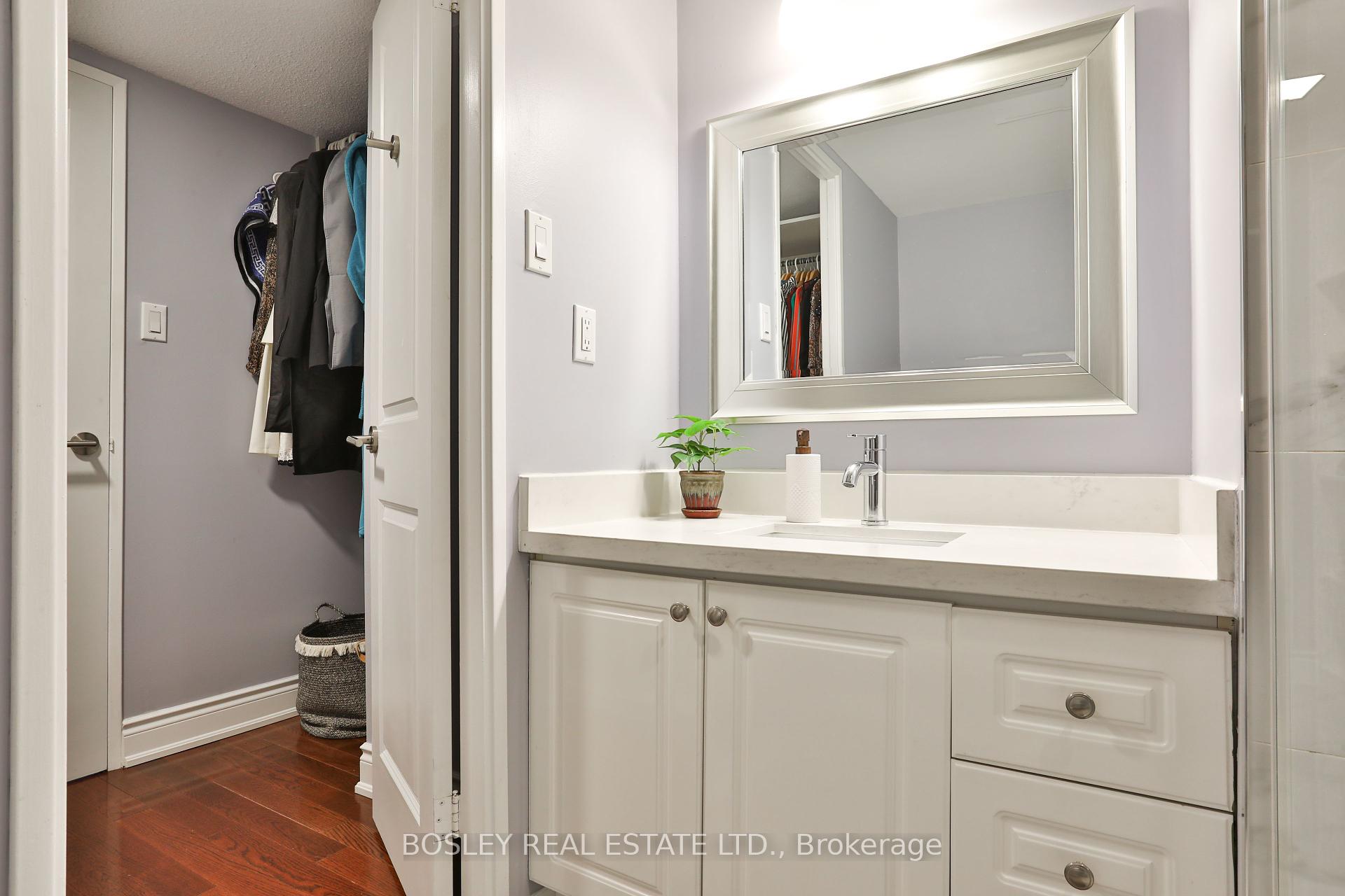 2 Bedrooms Condo at 284 Mill, Toronto For sale