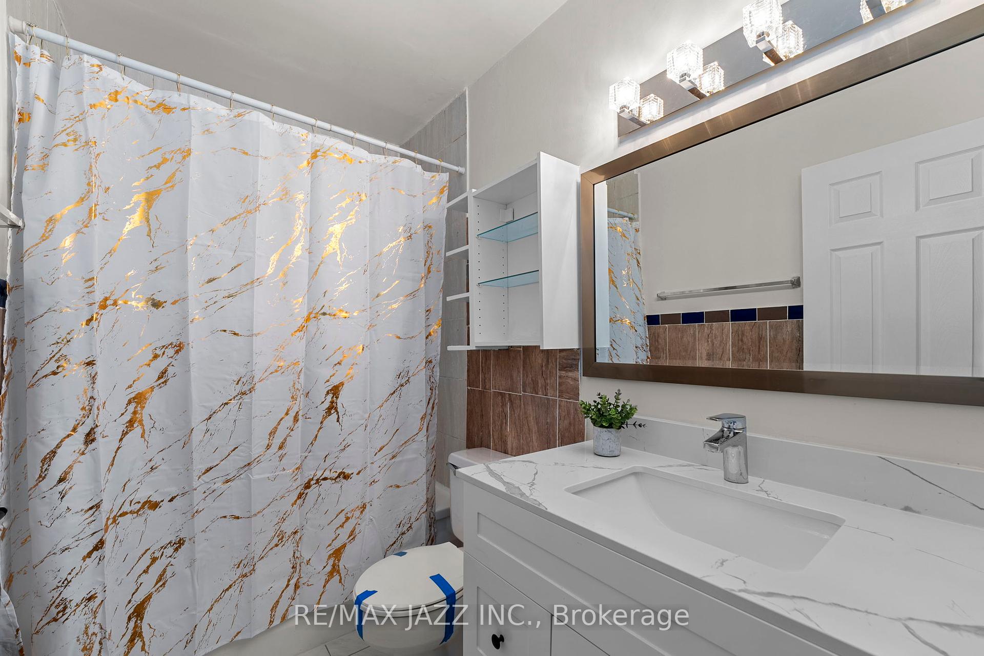 3 Bedrooms Condo at 4091 Sheppard,  Toronto For sale