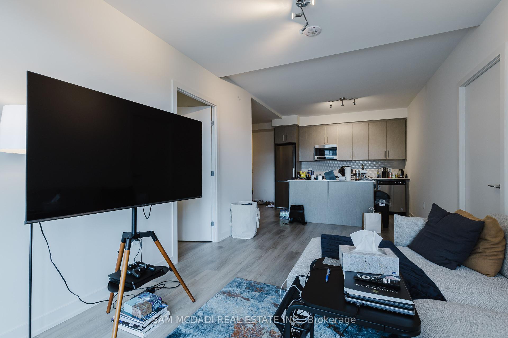 2 Bedrooms Condo at 212 King William,  Hamilton For sale