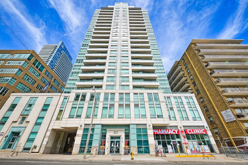 212 Eglinton