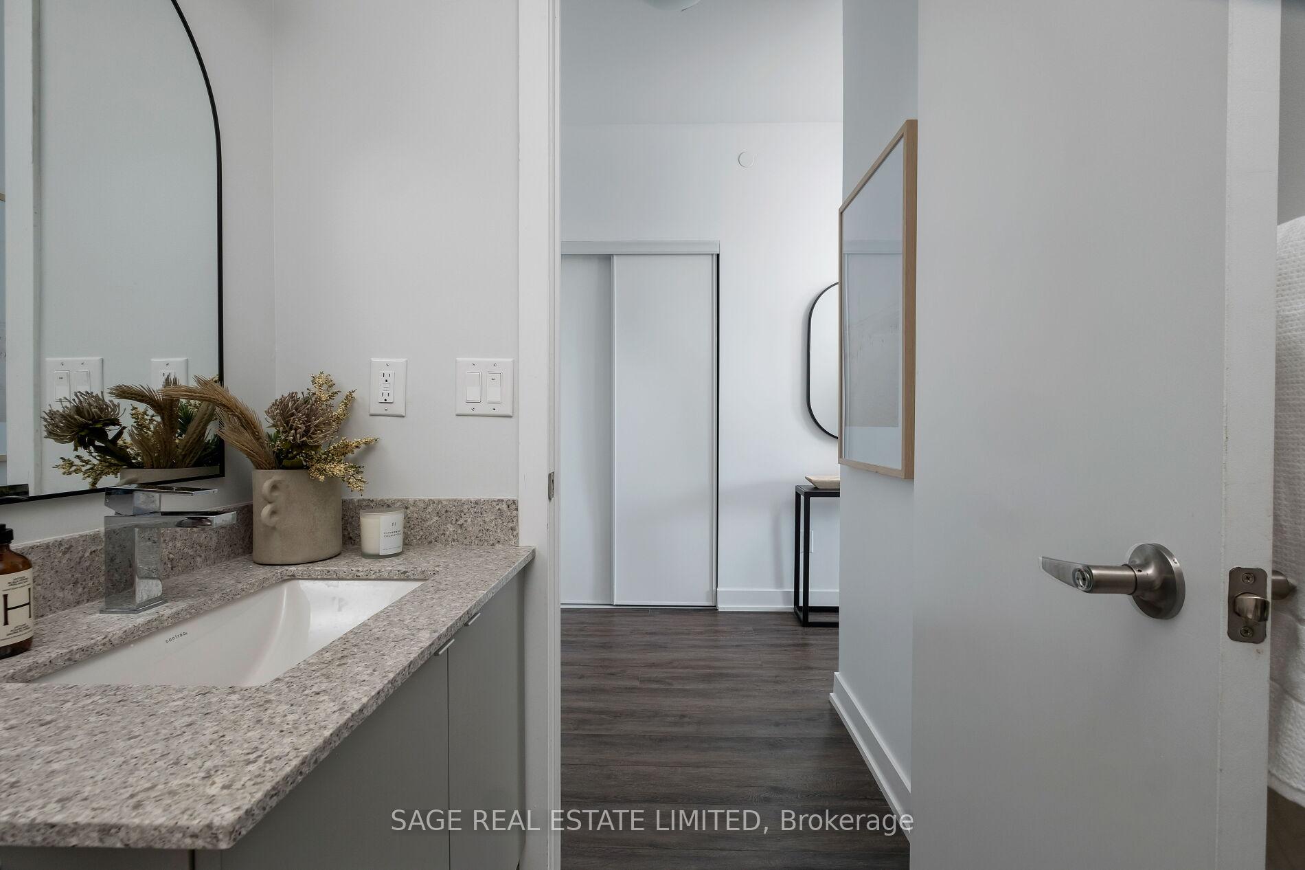 3 Bedrooms Condo at 630 Greenwood,  Toronto For sale