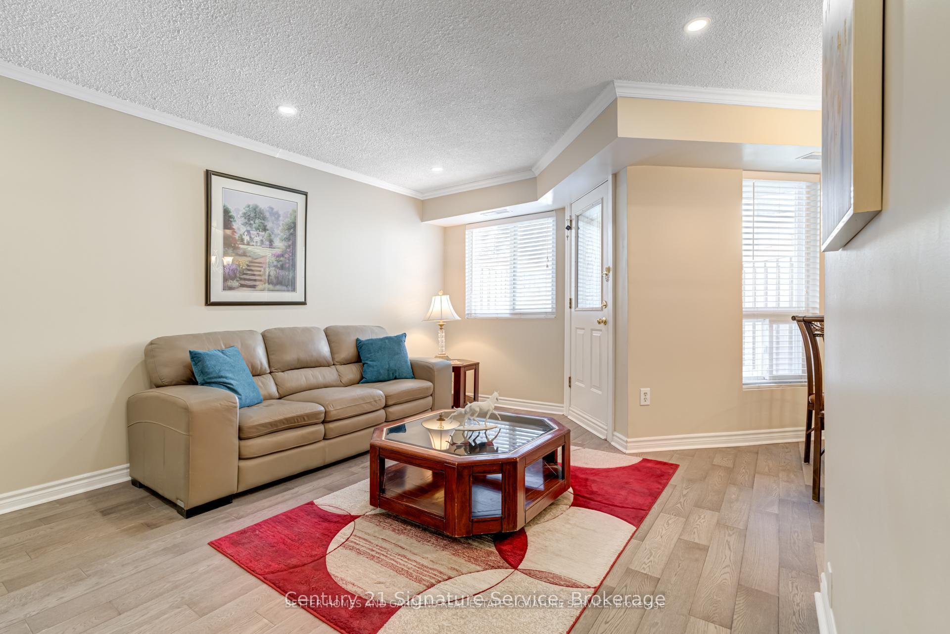 2 Bedrooms Condo at 2001 Bonnymede, Mississauga For sale