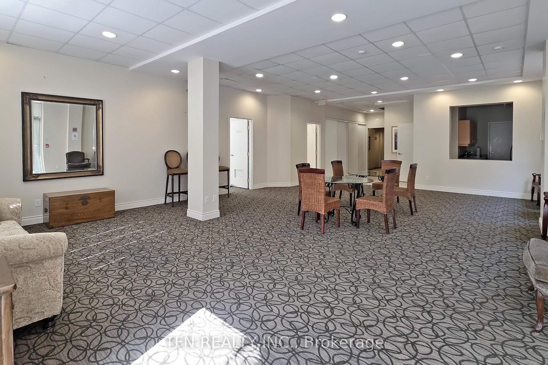 3 Bedrooms Condo at 3130 Yonge, Toronto For sale