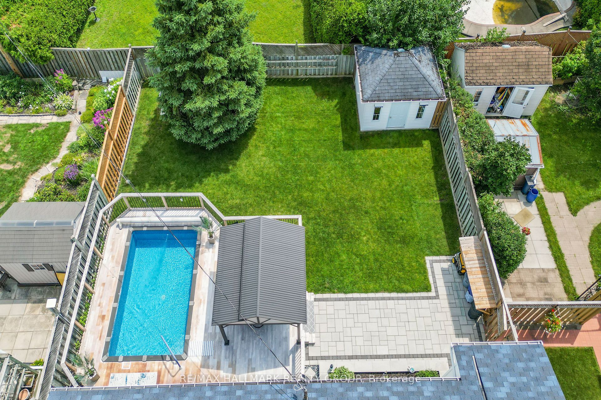 380 Amiens Street, OrleansCumberlandandArea, ON K1E 1P2