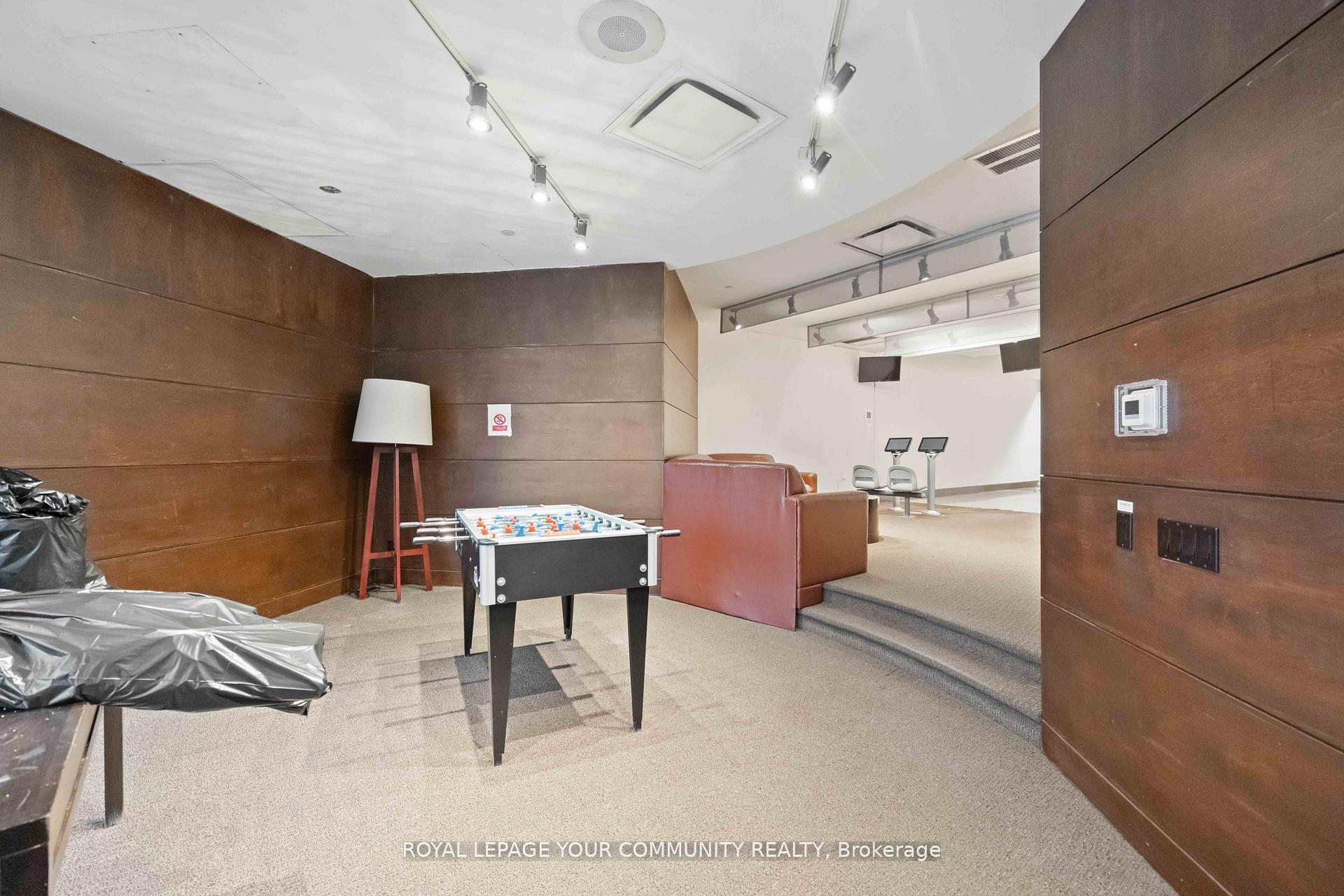 2 Bedrooms Condo at 5 Northtown, Toronto For sale