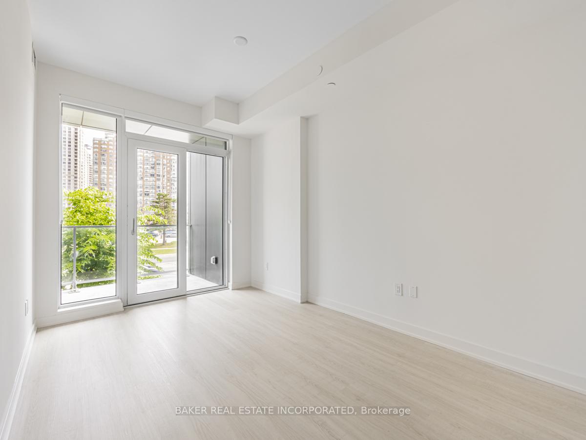 4 Bedrooms Condo at 3883 Quartz,  Mississauga For sale