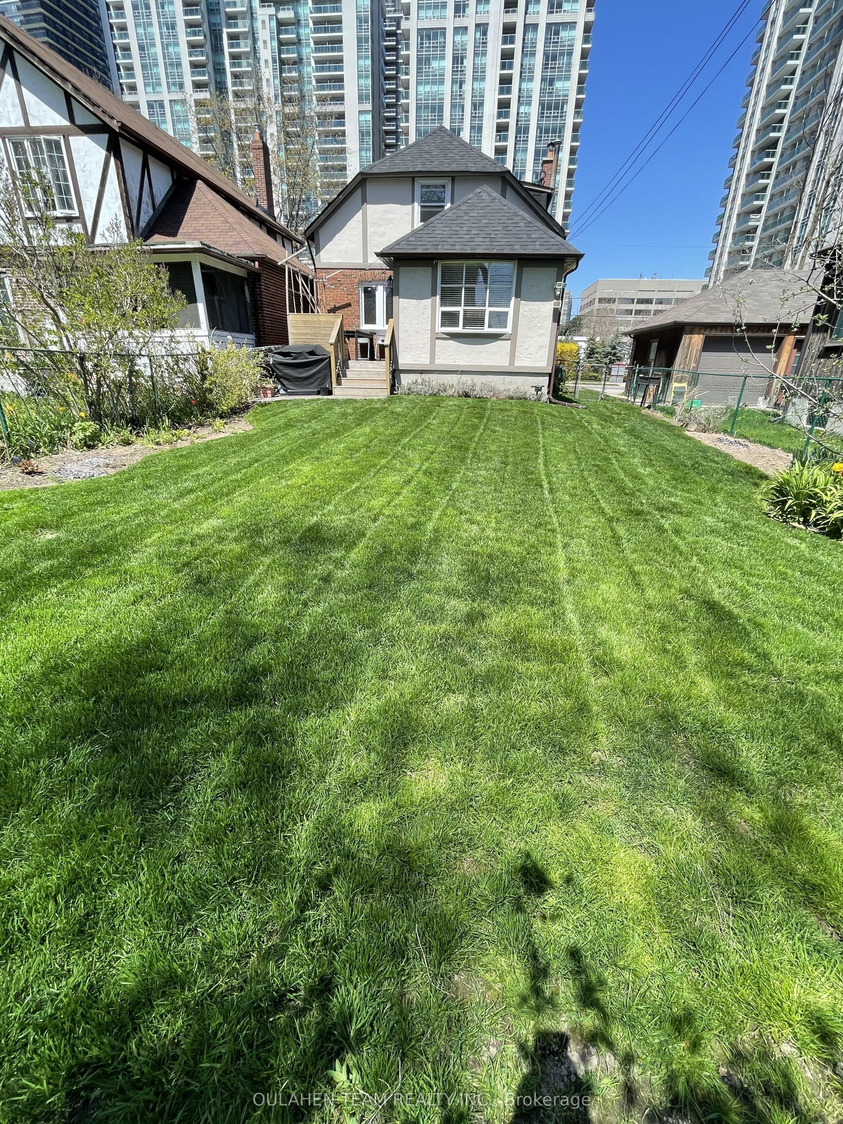 43 Glendora Avenue