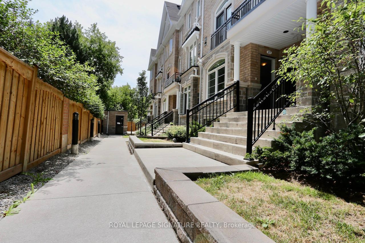 2 Bedrooms Condo at 39 Drewry, Toronto For sale