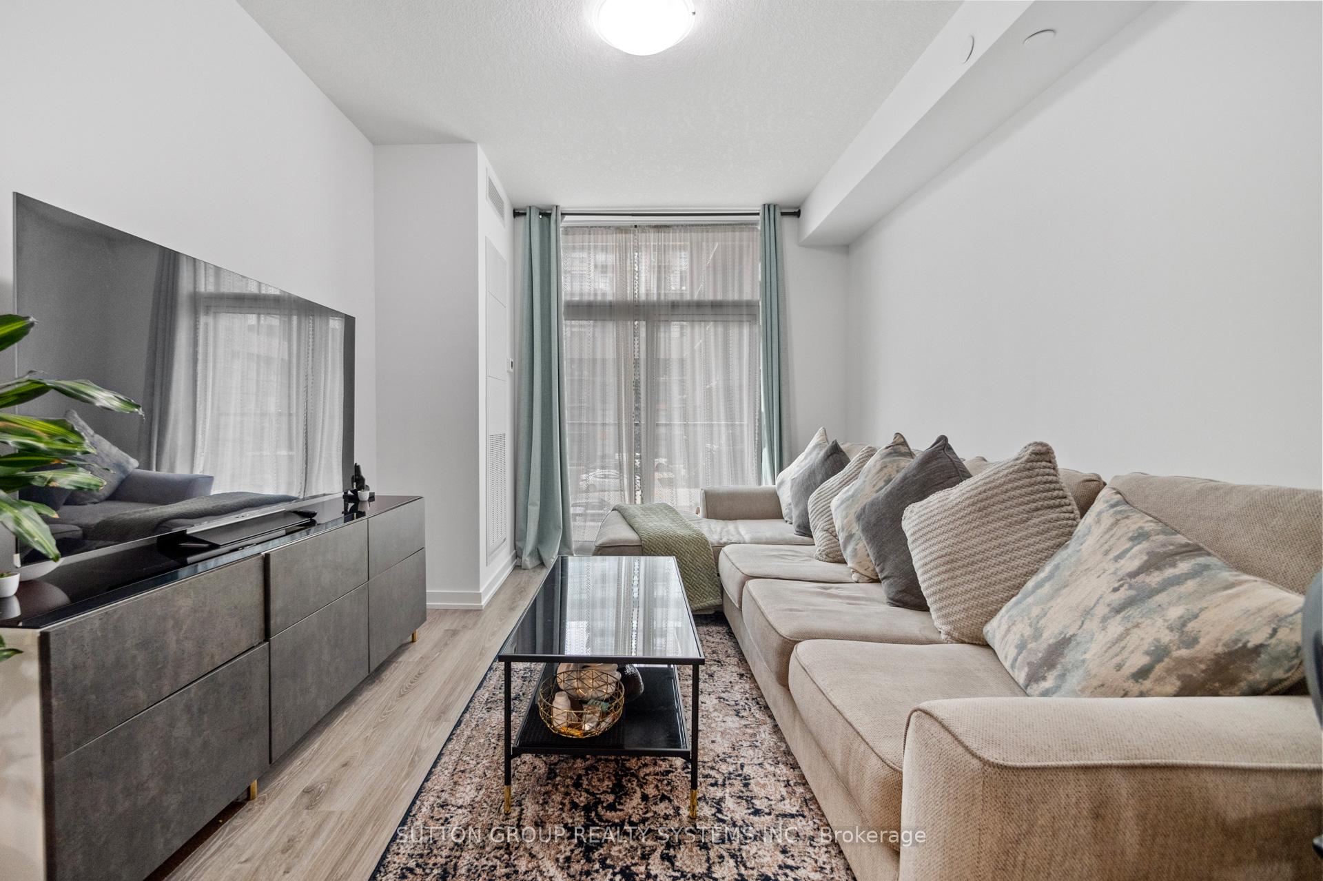2 Bedrooms Condo at 460 Dundas, Hamilton For sale