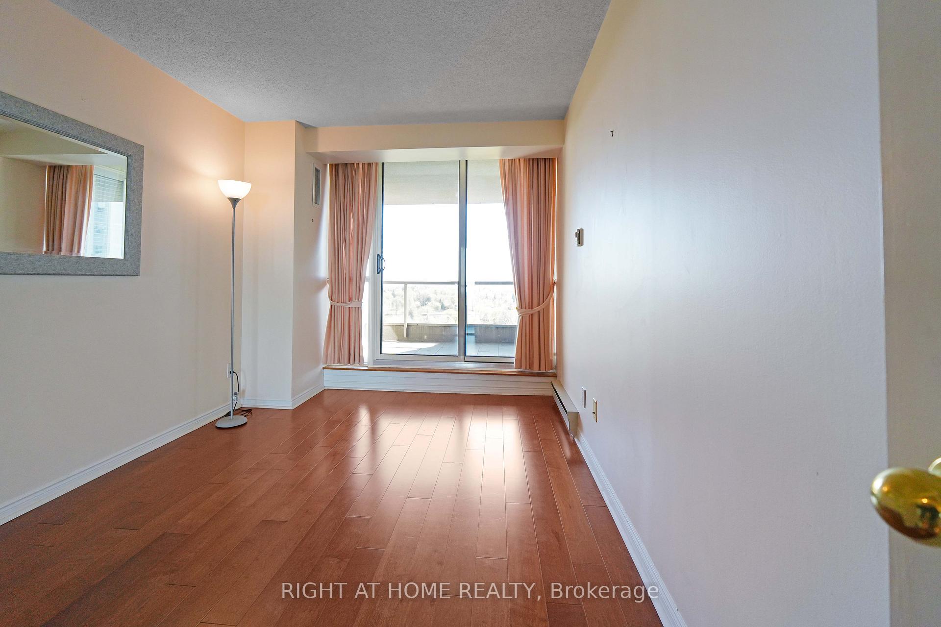 3 Bedrooms Condo at 20 Guildwood, Toronto For sale