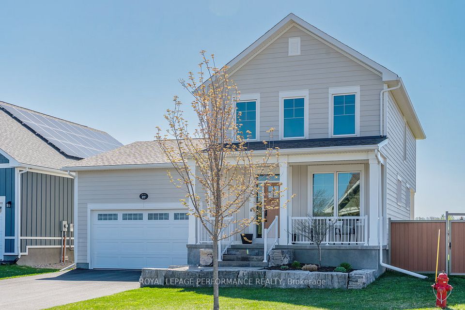 27 Shelter Cove Drive, Westport, ON K0G 1X0