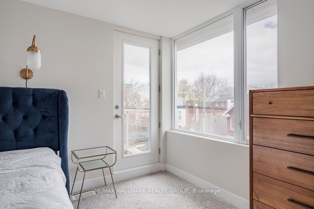 48 Holmwood Avenue, #12