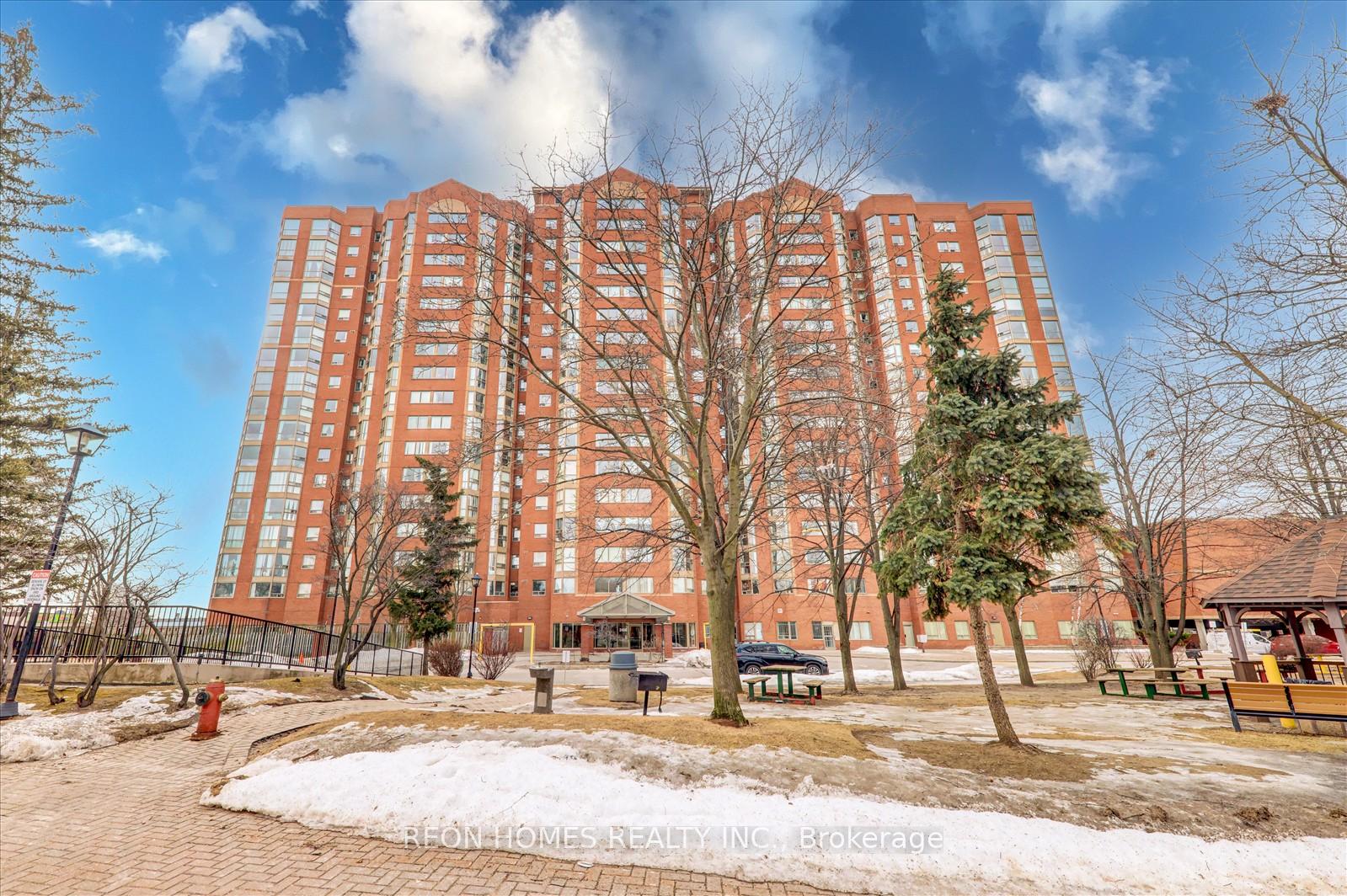 3 Bedrooms Condo at 2466 Eglinton, Toronto For sale