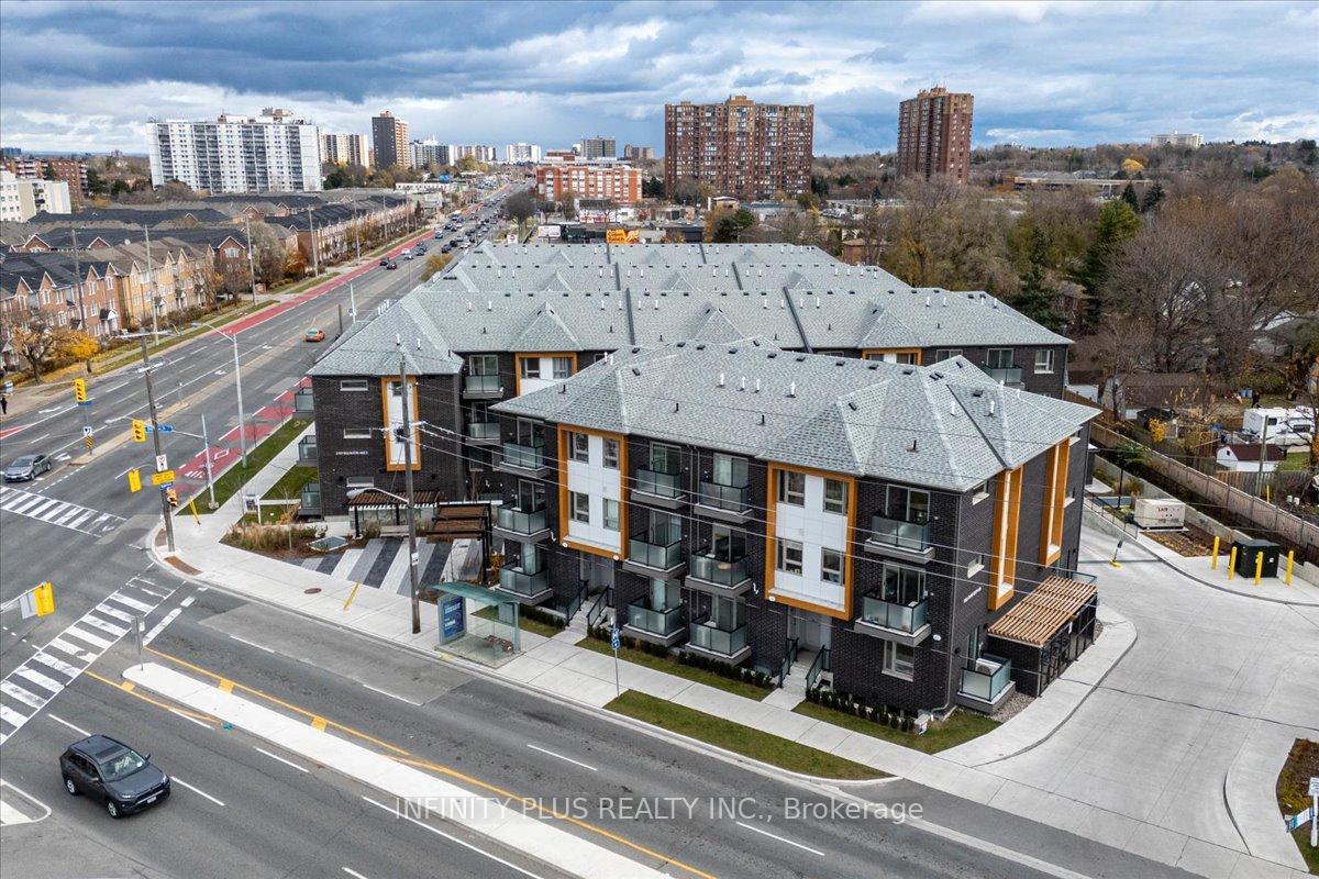 3 Bedrooms Condo at 1085 Danforth, Toronto For sale