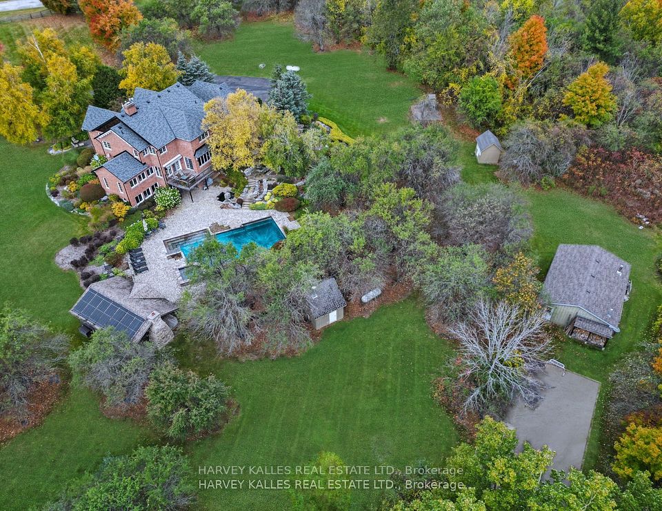 3 Rutland Hill Court