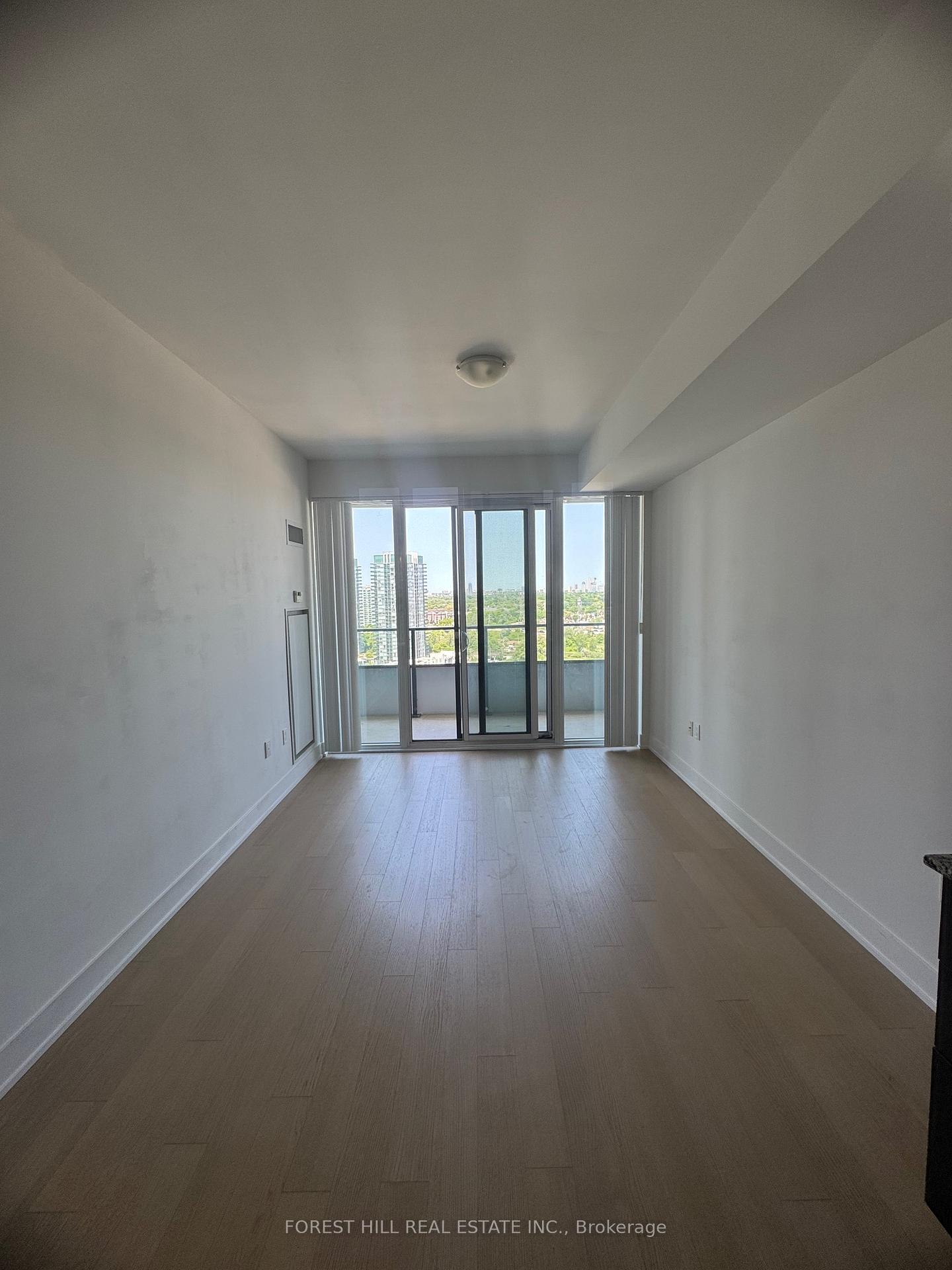 1 Bedroom Condo at 30 Shore Breeze, Toronto For sale