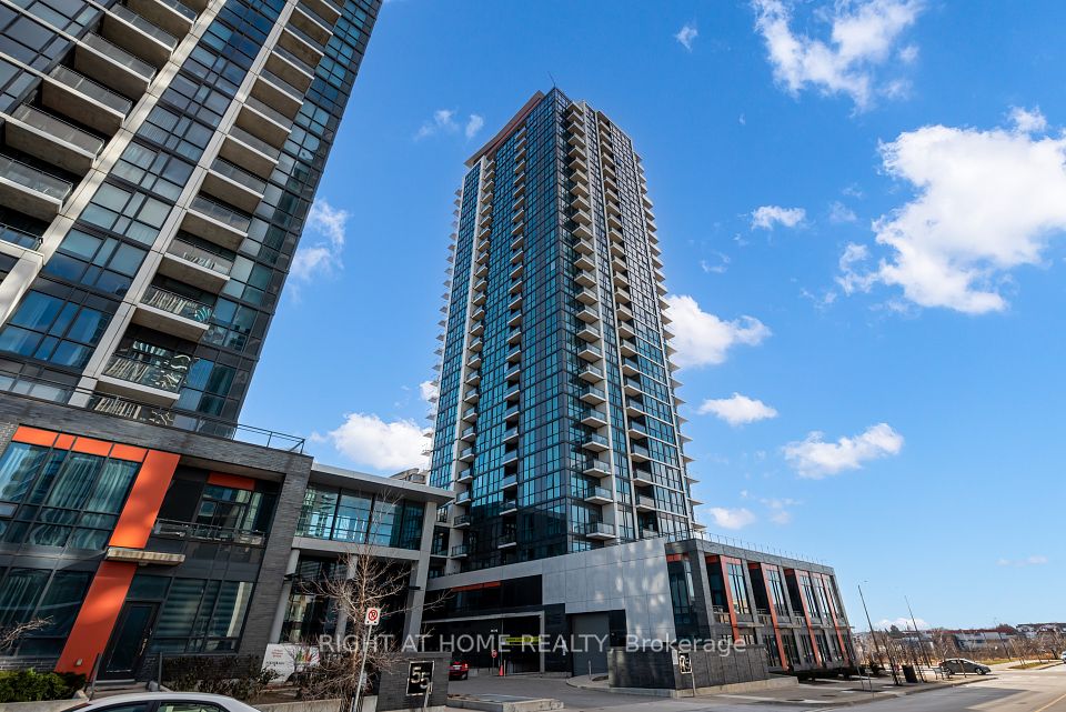 75 Eglinton