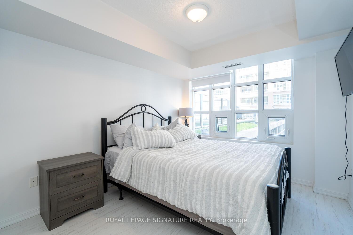 2 Bedrooms Condo at 75 East Liberty, Toronto For sale