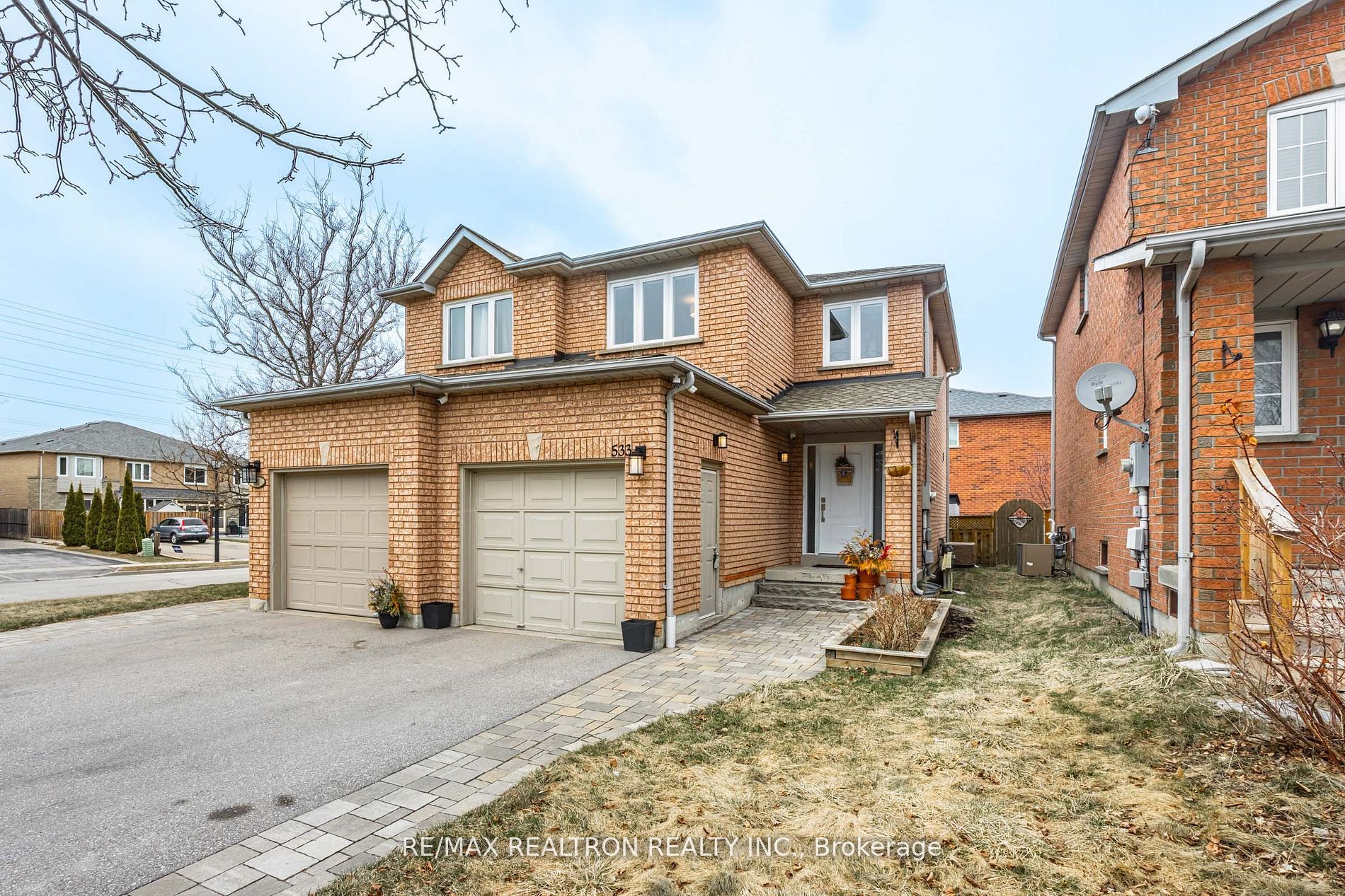 533 Carberry Street, Newmarket, ON L3X 2A7