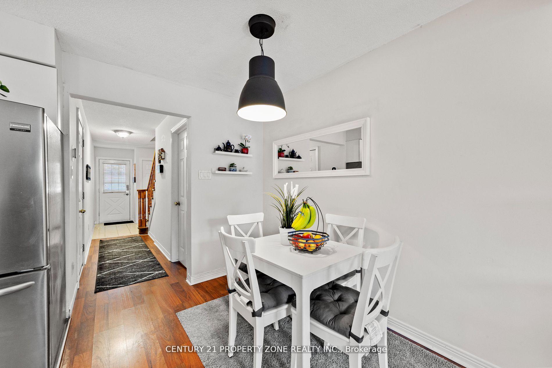 4 Bedrooms Condo at 280 Limeridge, Hamilton For sale