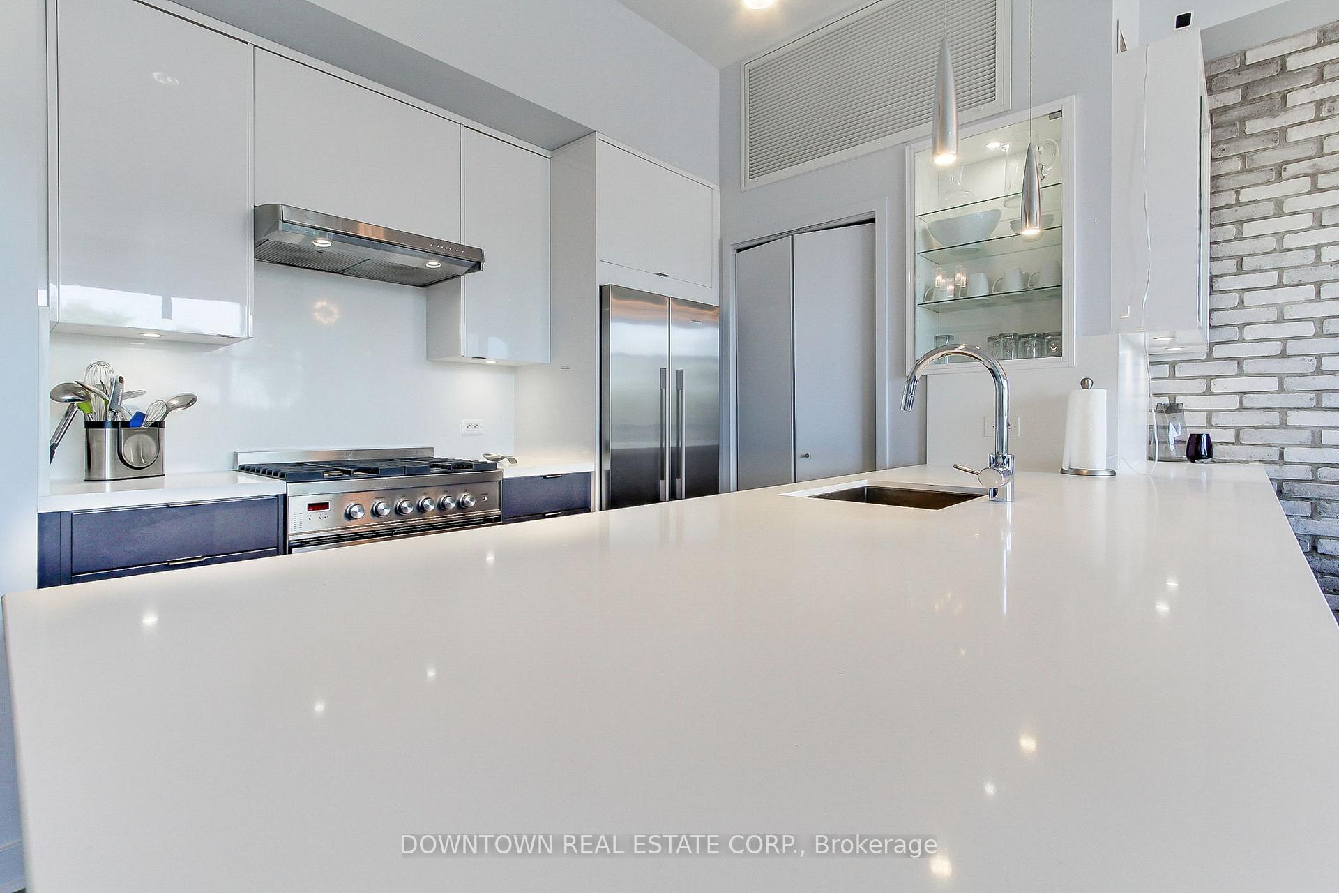 2 Bedrooms Condo at 53 Colgate, Toronto For sale