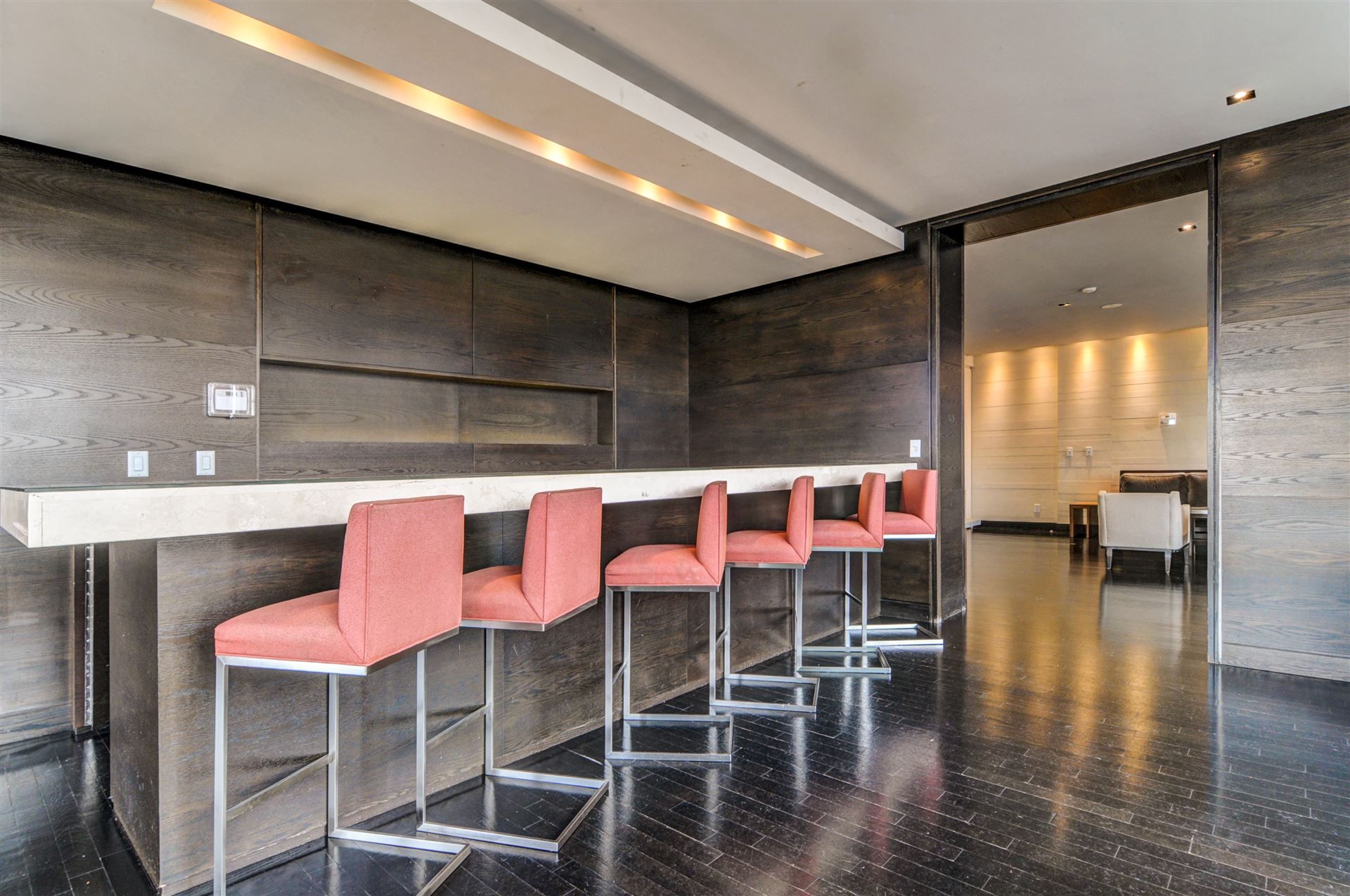 18 Yorkville Avenue 2906