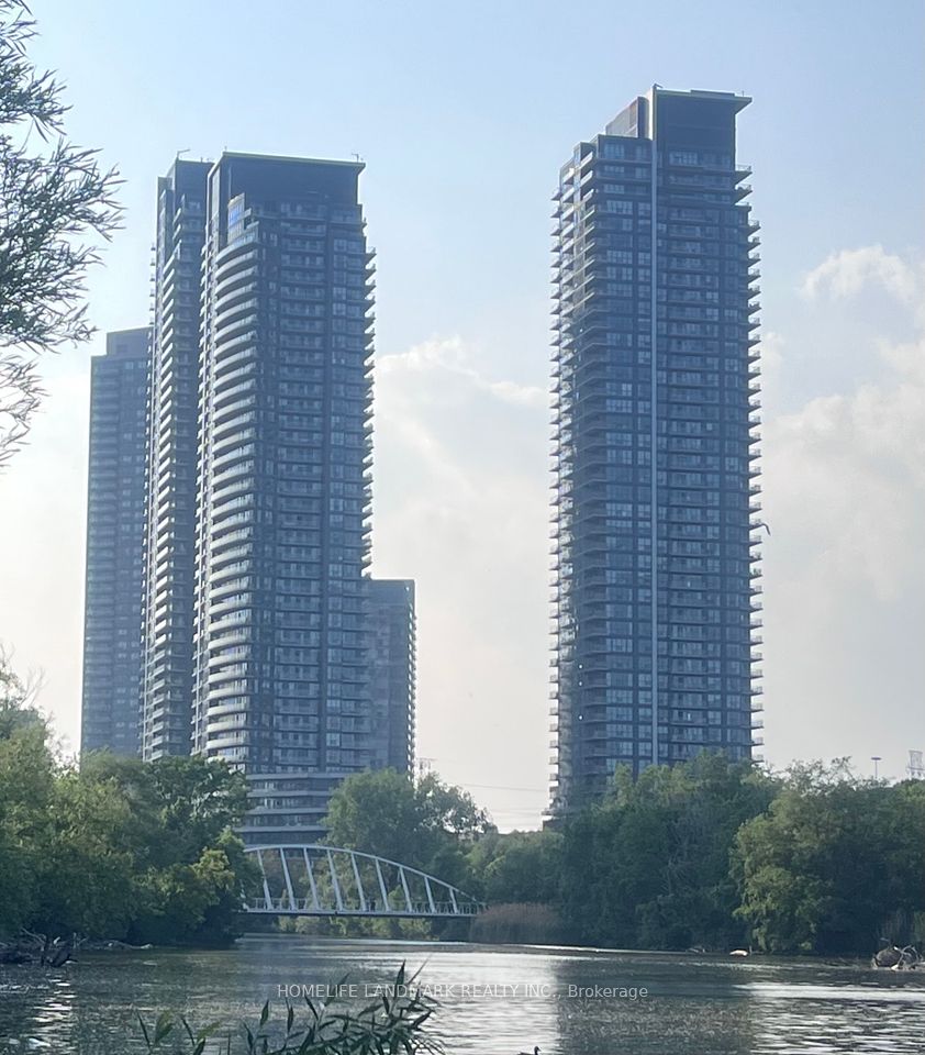 2212 Lake Shore