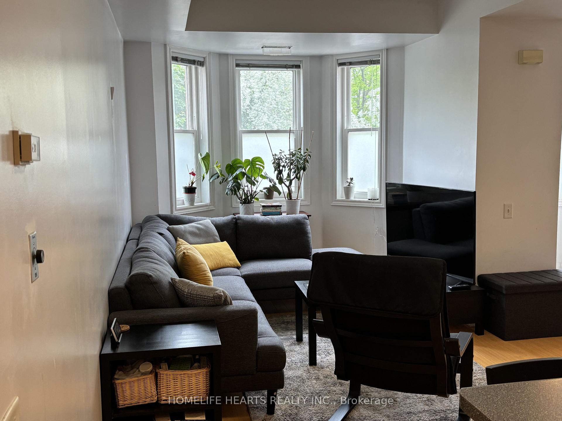 2 Bedrooms Condo at 760 Lawrence, Toronto For sale