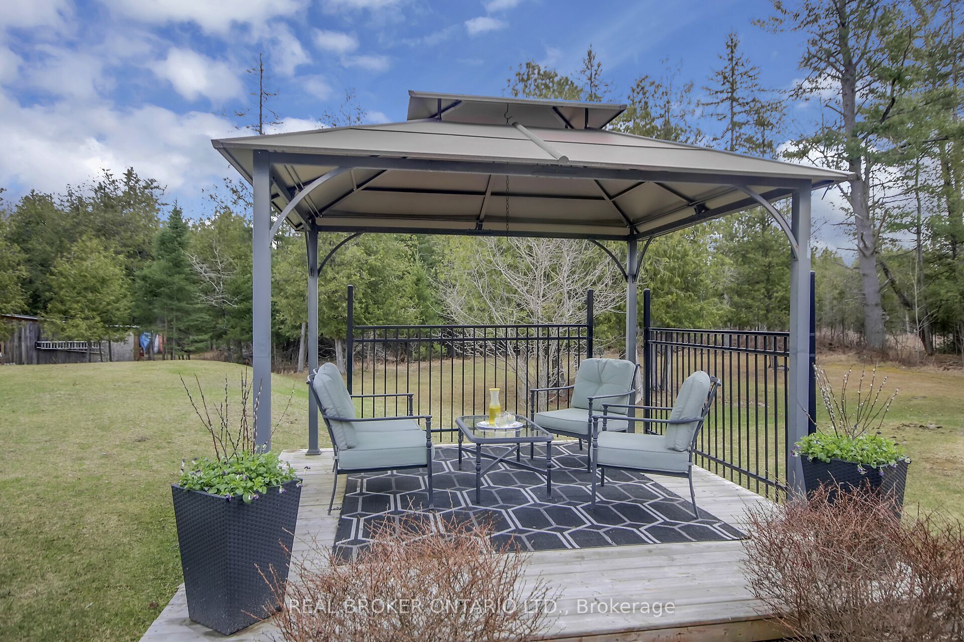 104 Lady Slipper Way