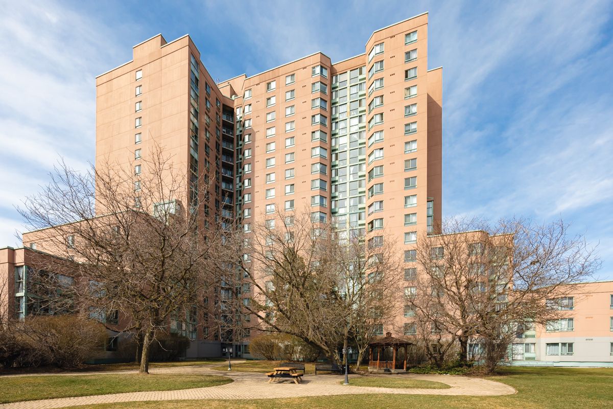 61 Markbrook Lane 911
