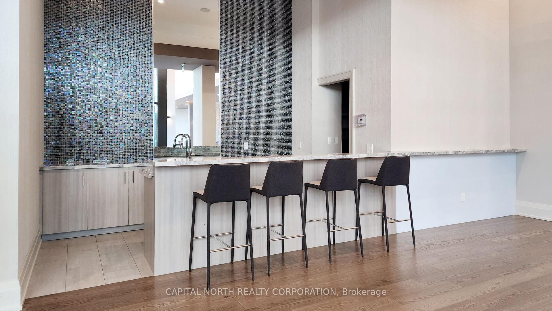 2 Bedrooms Condo at 460 Adelaide,  Toronto For sale