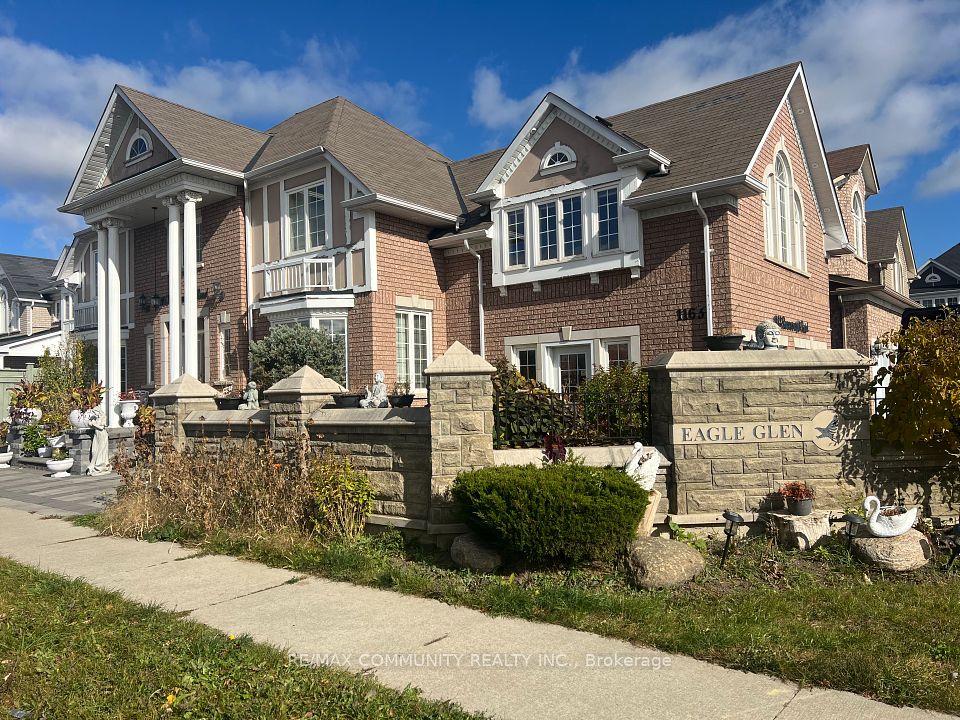 1163 Ravenscroft