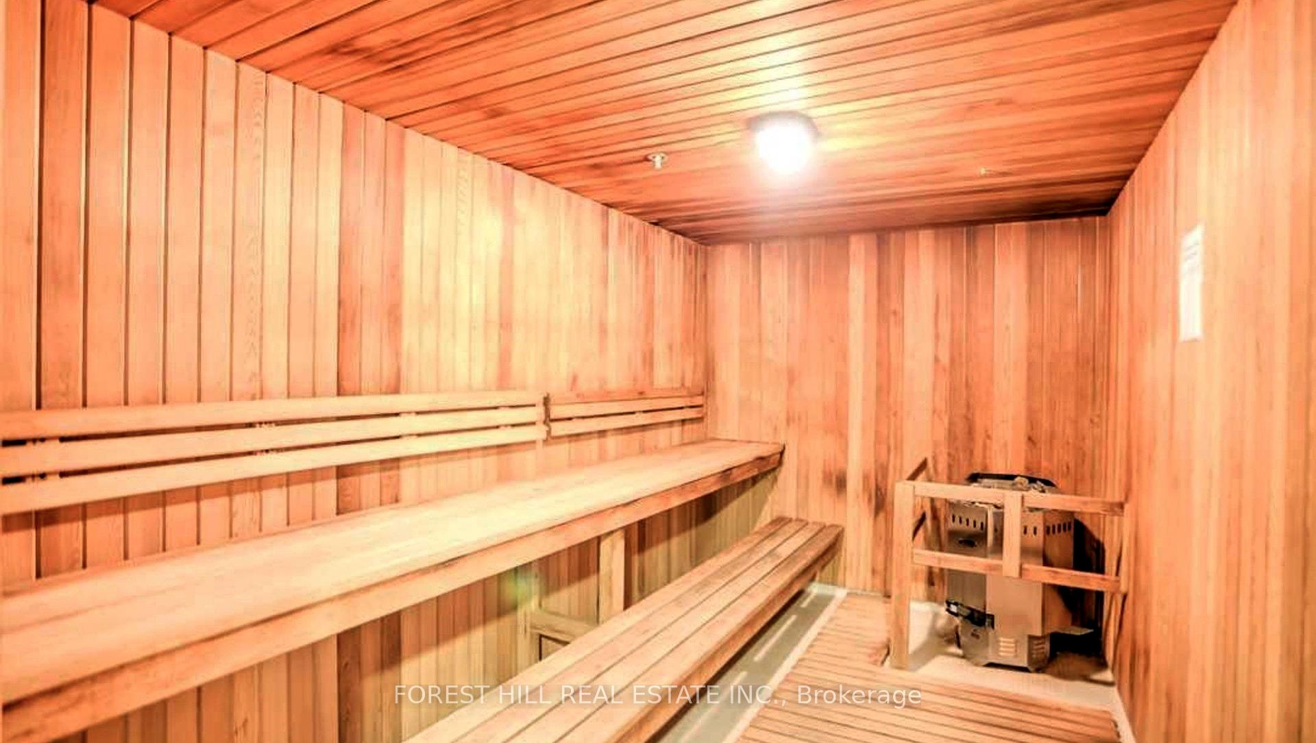 2 Bedrooms Condo at 190 Borough, Toronto For sale