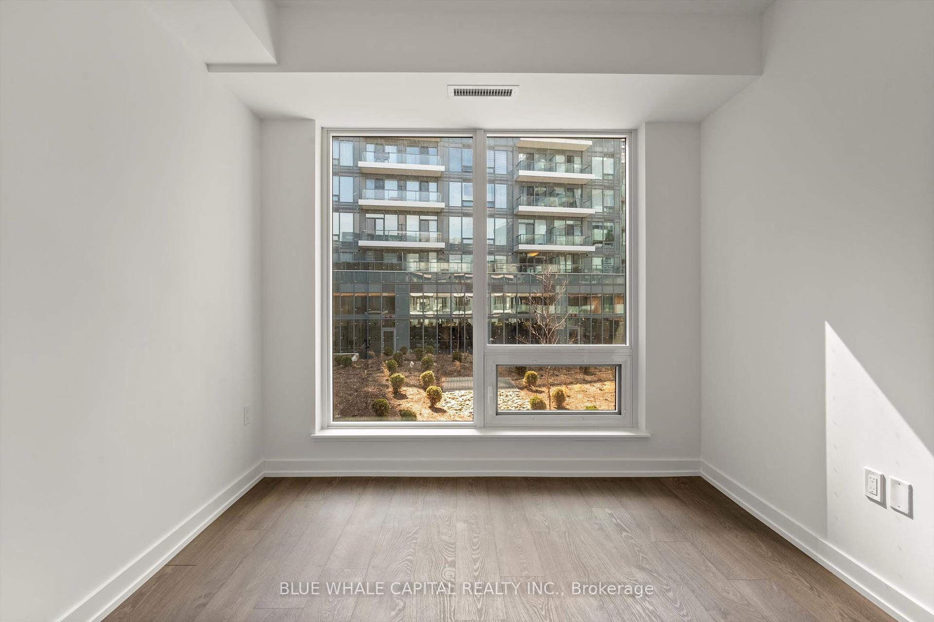4 Bedrooms Condo at 8 Olympic Garden,  Toronto For sale