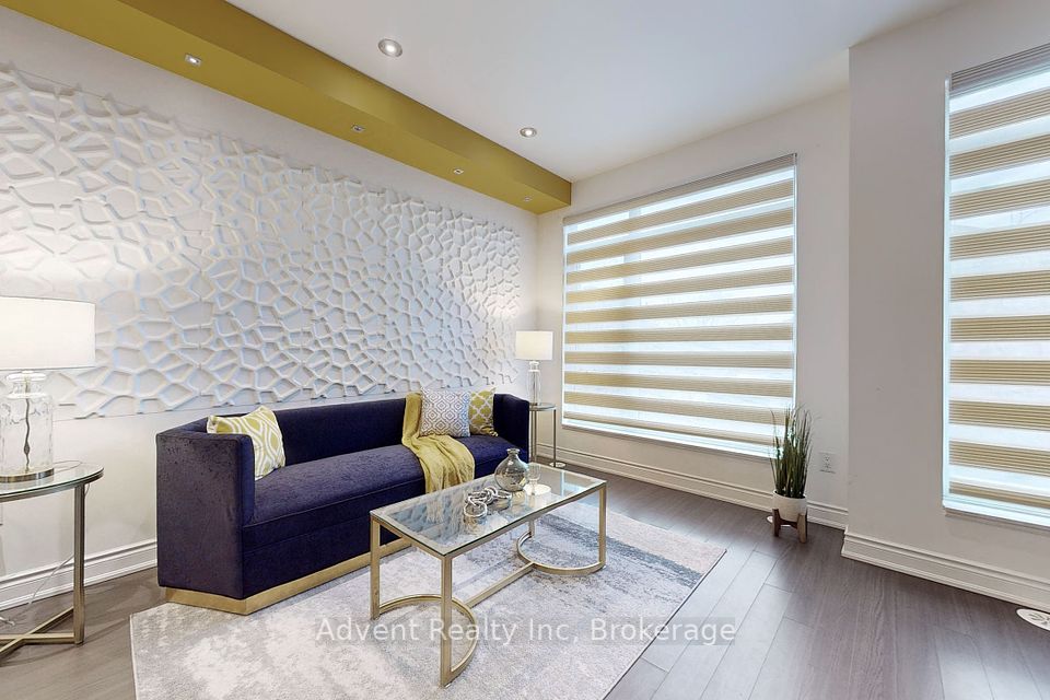 281 South Park Road, Markham, ON L3T 0B9