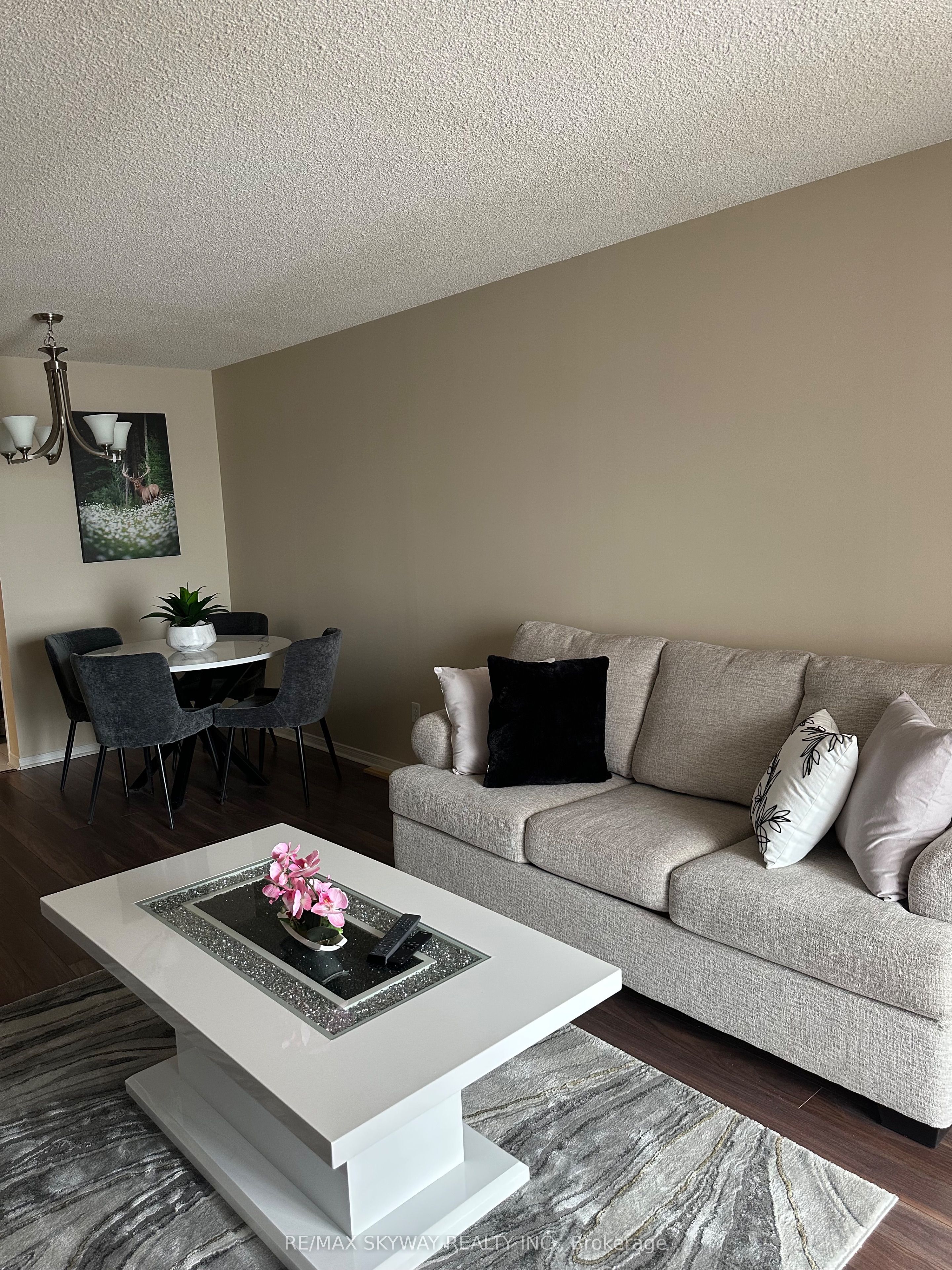 75 King Street E, #1104