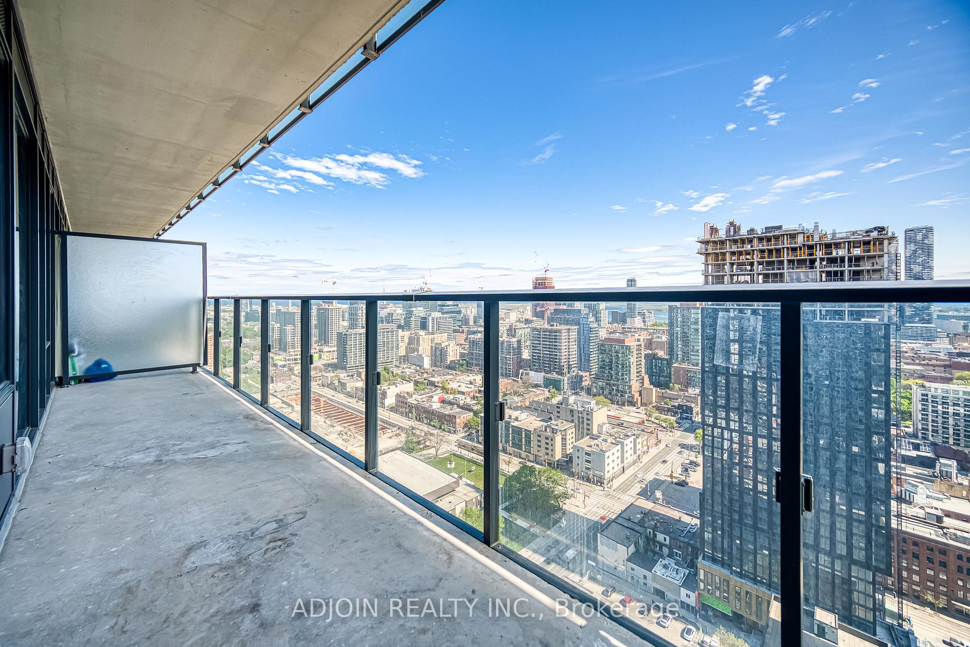 2 Bedrooms Condo at 47 Mutual, Toronto For sale