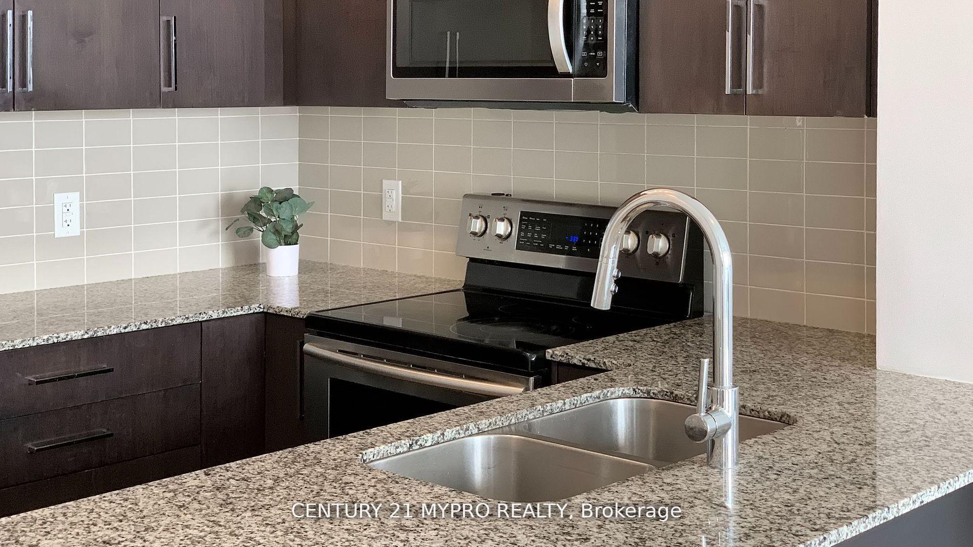 2 Bedrooms Condo at 840 Queen’s Plate,  Toronto For sale
