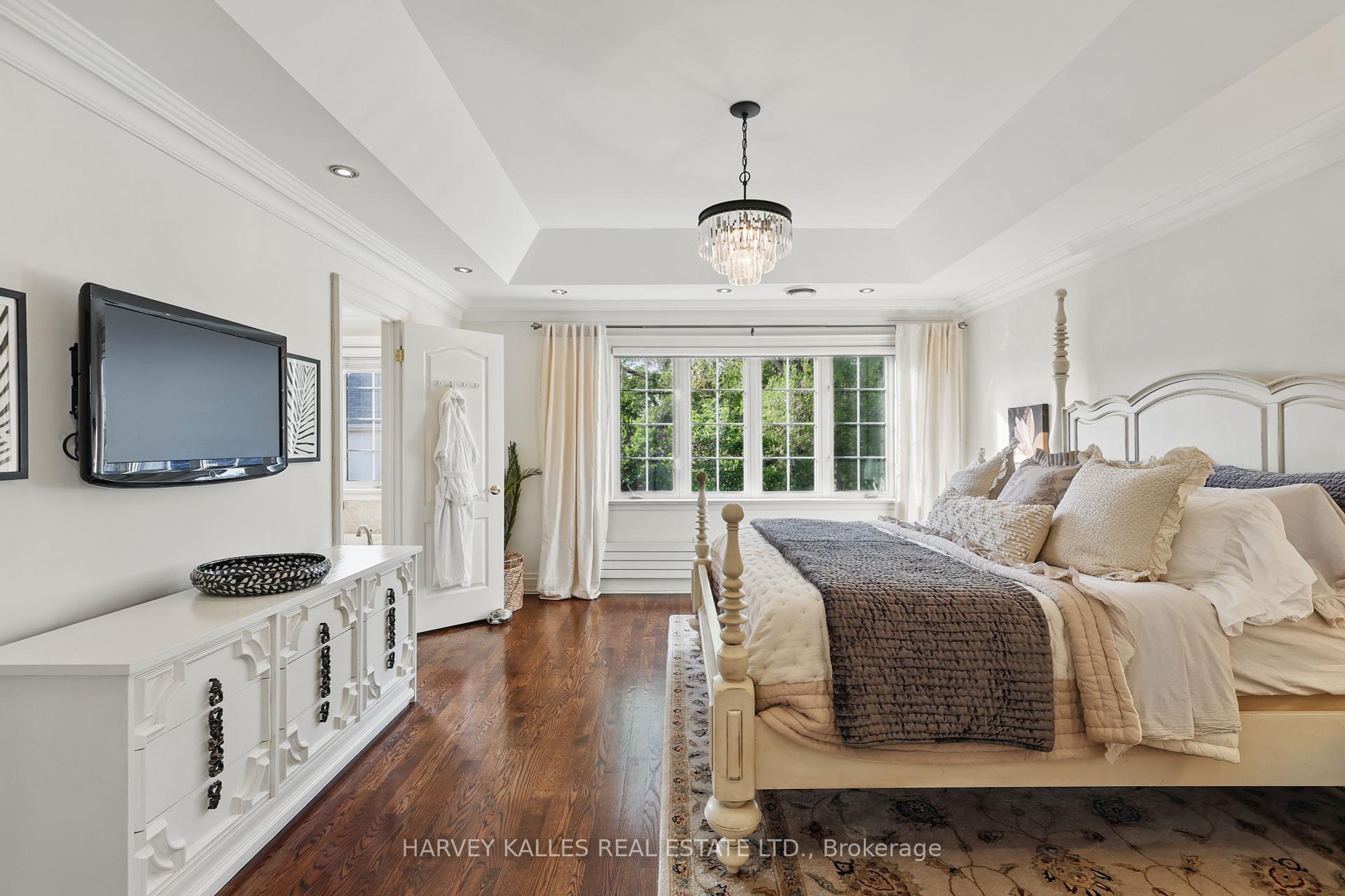 362 Broadway Avenue