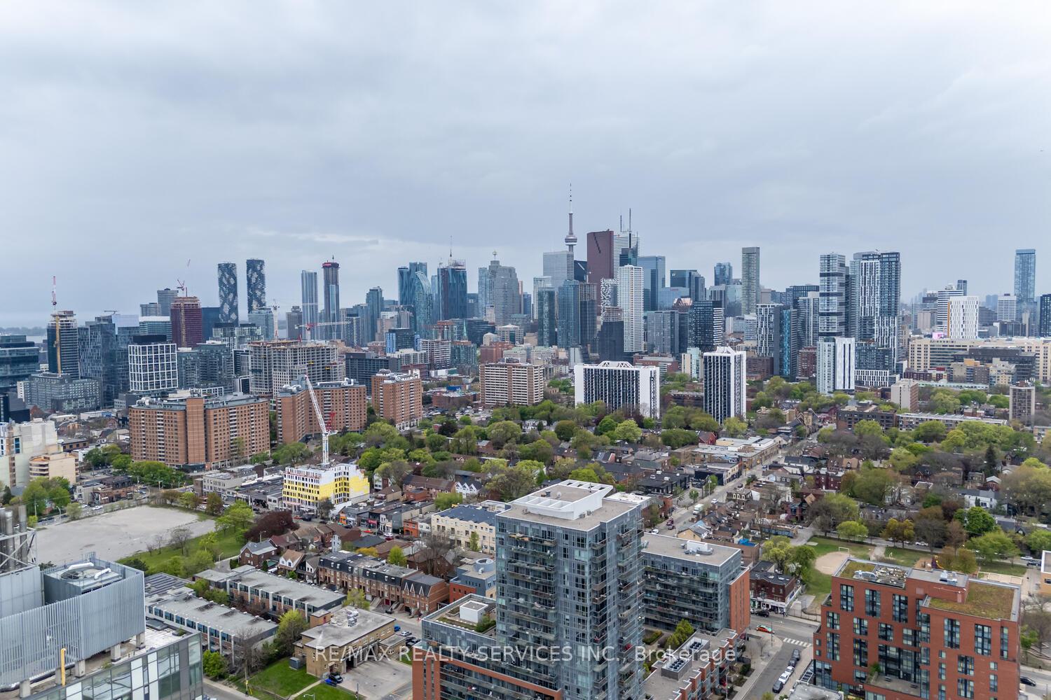 2 Bedrooms Condo at 20 Tubman, Toronto For sale